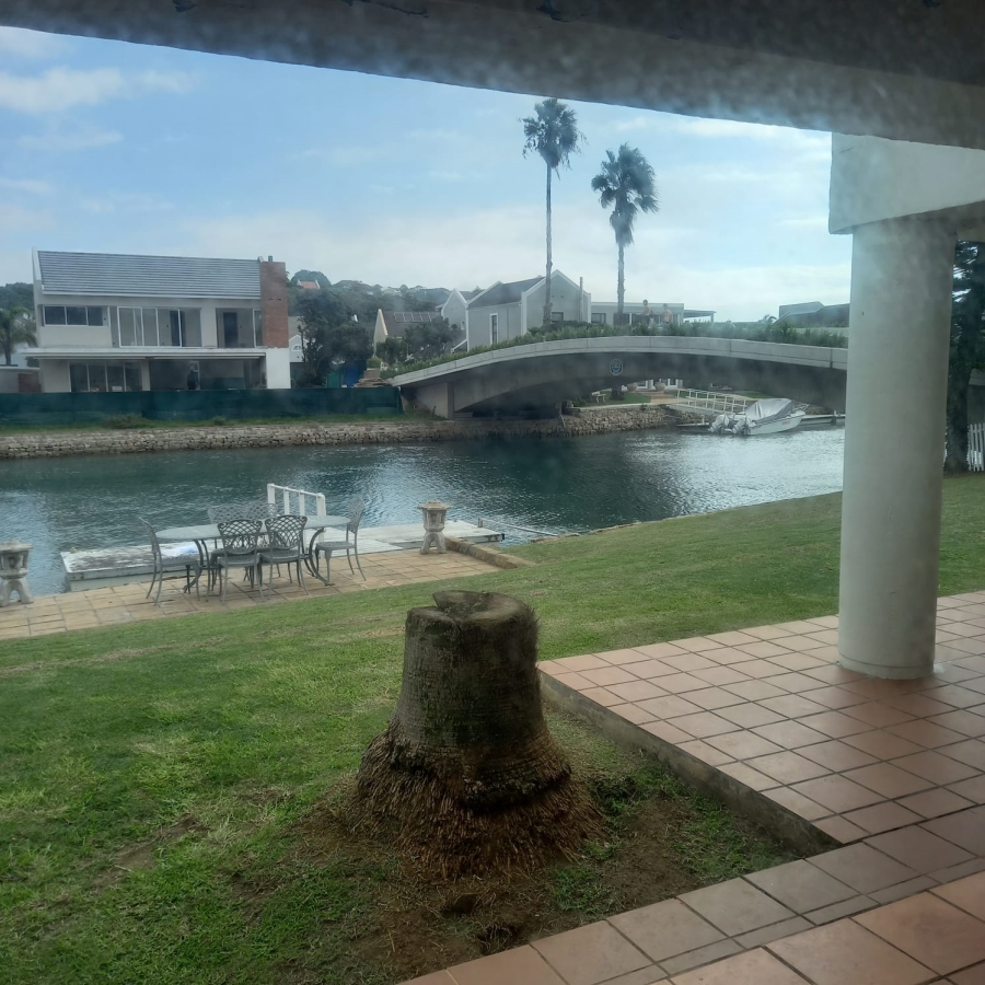 7 Bedroom Property for Sale in Royal Alfred Marina Eastern Cape